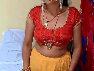 sauteli behen ko tohfe mein ghadi di aur bistar par uski chut chodi