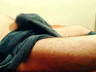 Homemade amateur porn huge cock