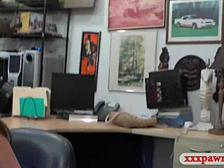 Babe With Glasses Banged By Pawn Keeper