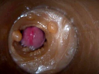 Teen slut gets deep cream pumping on camera