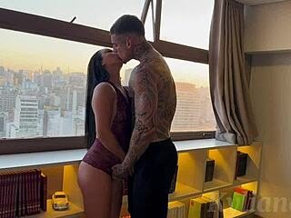 Primeira vez da casada dando pra outro macho