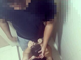 My boyfriend was gone so i took my friend to the bathroom to take a cum bath
