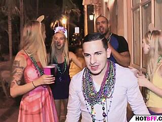 College girls party turns into wild orgy