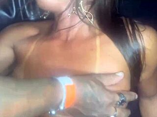 Tudo dentro corno records wife with big cock