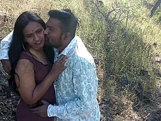 Desi indian marathi kavita bhabhi fuck in jungle with lover