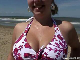 Okrogla nizozemska bejba trdo zajebana na plaži