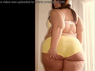 Hey, wanna see this curvy granny in sexy panties?