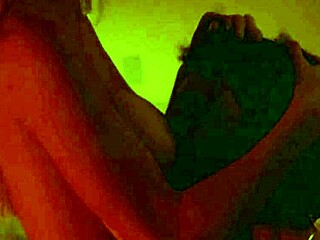 Pamela Anderson in Snapdragon HD with stunning clarity