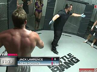 Hubená blondýnka teen 18+ 18+ drtí tvrdě v boxerském ringu! 😈