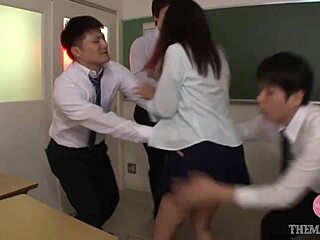 Ρε φίλε, δεν το πιστεύω... η Ayano Nana με καβαλάει μέχρι οργασμού, απίστευτο!