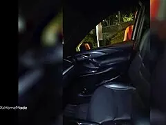 I helped a strange girl on the street and she thanked me with cum in mouth 😏