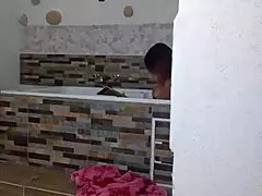 dana barzagli y luna siendo espiadas por un compañero de cuarto in bath with squirting big tits and ass