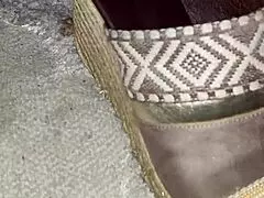 cum on my step mom heels while she wears them