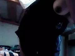 Me Deja Muy Caliente Y Me Masturbo Con Pepino