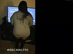 Oh man, this thick Latina wife with a sexy big ass is teasing, dancing, talking dirty, and playing with her pussy 😏🍑