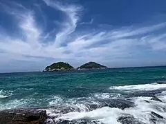 novinha de 18 anos casada loses her phone leading to leaked sexy amateur videos from recreio beach