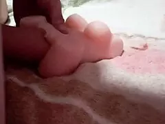 Il tipo sborra duro dentro matrigna dopo anal ruvido