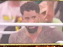 كيفن أوينز وسامي زاين يحاربان ذا يوزو على بطولة الفرق WWE غير المنازعة في ريسلمانيا 39