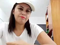 OMG Sarah Rosas große Titten und Arsch auf dem Typen im Homemade-Vlog macht geil