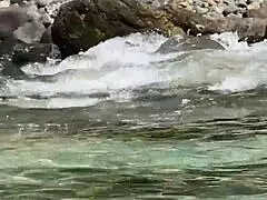 japonesa peita gostosa pega no flagra com bbc interracial doggy na praia