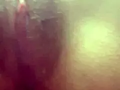 Anita Caliente Delivers Captivating Solo Performance Experience