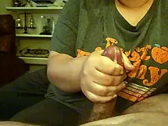 Girlfriend's Urgent Jerk-Off Handjob Quickie Explodes Before Work Rush!