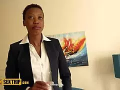 שחורה חובבנית נתפסה בוגדת ומסוכסת לזיון דוגי קשה 😩🔥