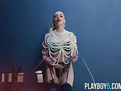 damn, blonde bombshell allie nicole's bubble butt strips and poses so hot! 🍑🔥