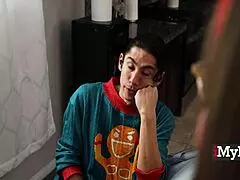 Giving Family Sex Toys for Xmas Turns into Wild FFM Threesome Daisy Fuentes Juniper Ren Imylf