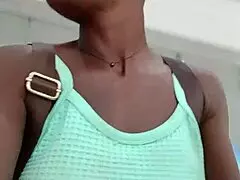 Nigerian babe's mall trip explodes into wild washroom self-pleasure frenzy!