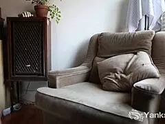 Yanks Jay Elles' Intense Vibrator Orgasm Session