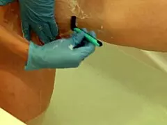 uhh shaving my smooth pussy lips with rubber gloves on feels so naughty 😩✋