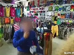 damn shoplifter jasmine gomez pays with deepthroat and fuck 😈🛒💦