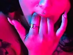 Jovens De Porto Alegre Go Wild In 3some Lesbian Kissing Brazilian Alternative Chaos!