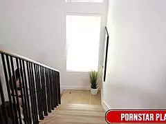 busty milf lillian stone sucks delivery guy's huge cock then rides him hard 😍💦