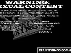 mãezinha mascarada Madisin Lee lambe Levi Cash 😈👅