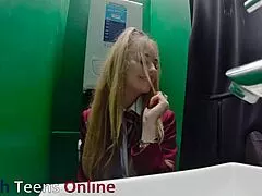 hey teen student at gloryhole slurps cock 😍💦