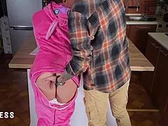 daddy!! what r u doing to innocent lil stepdaughter's tight wet pussy in the kitchen 😩💦