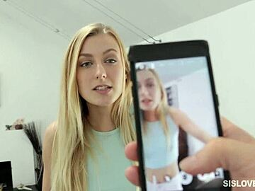 Super Sexy Blondie With Slim Body Gets Fucked On Her Knees For Hot Action