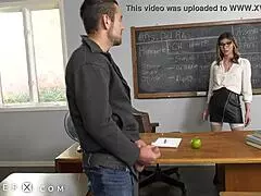 OMG choqué... cette prof trans se fait défoncer par un tuteur !